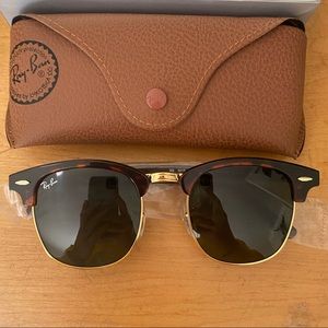 NEW IN BOX Rayban tortoise club master classic